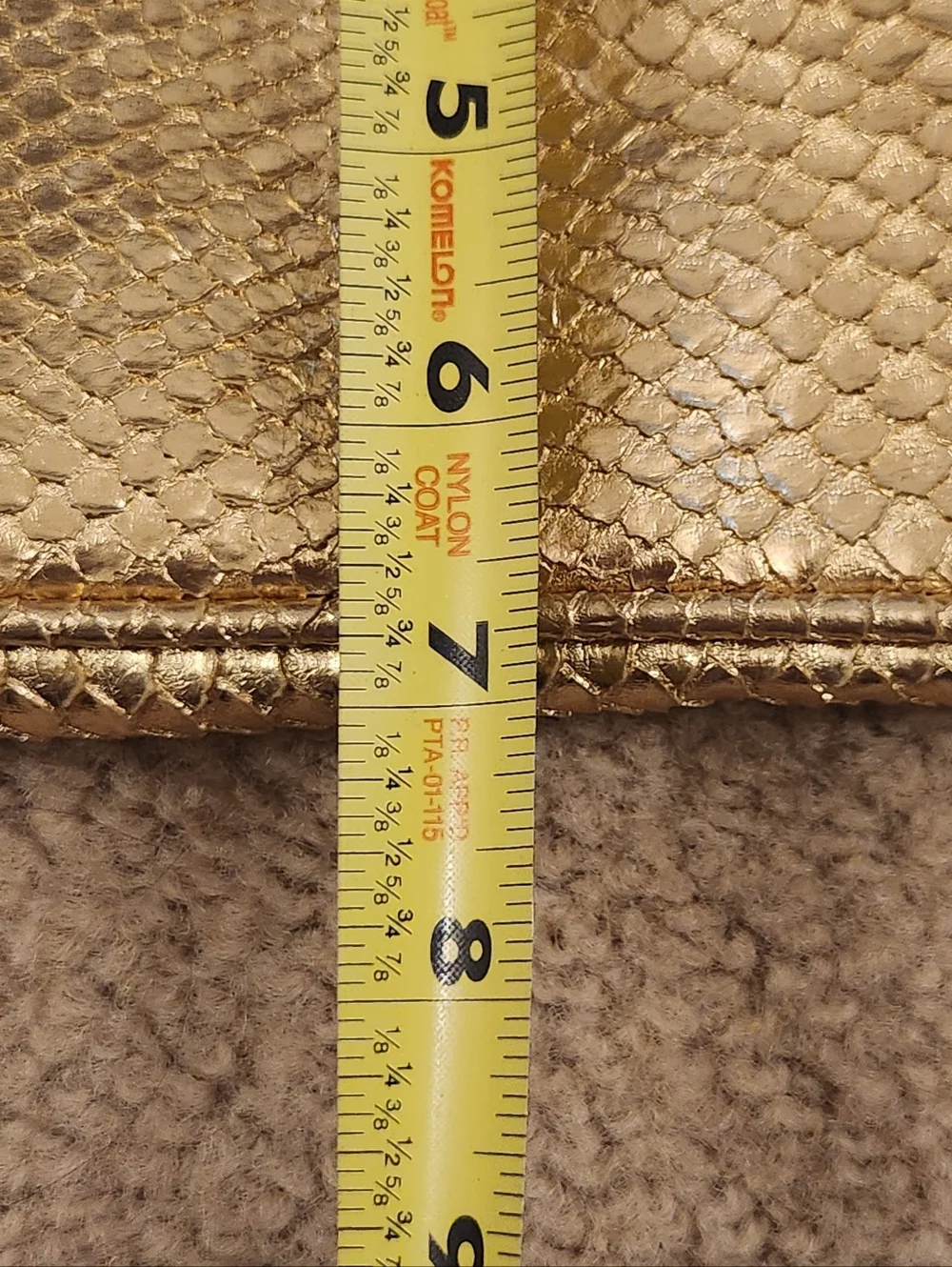 Guess‎ Gold Textured Clutch Cosmetic Bag #K